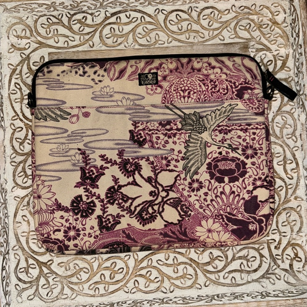 LUCKY BRAND laptop computer case.